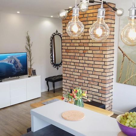 Appartement Apartament Bieszczady à Ustrzyki Dolne Extérieur photo