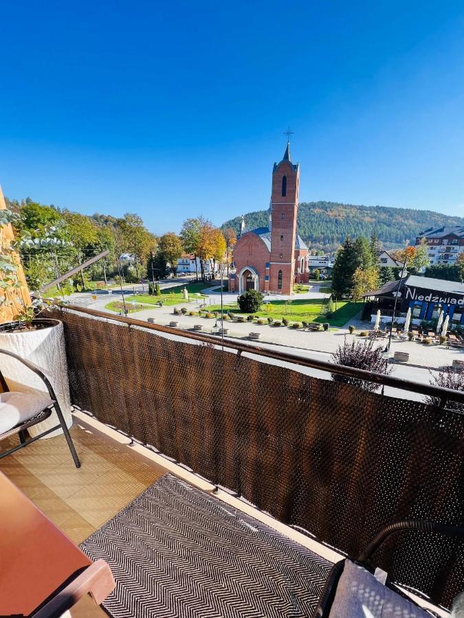 Appartement Apartament Bieszczady à Ustrzyki Dolne Extérieur photo